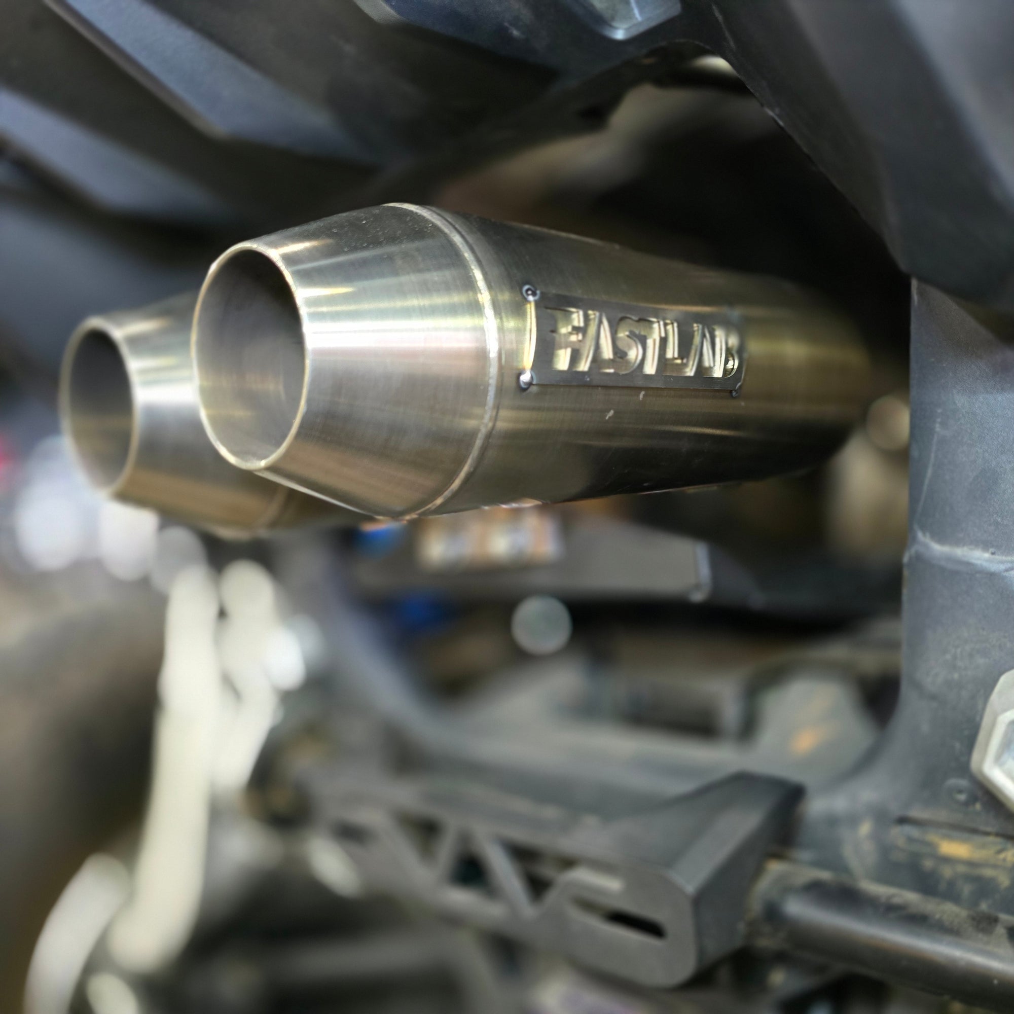 MARAUDER Maverick R Slip-on Exhaust by Fastlab