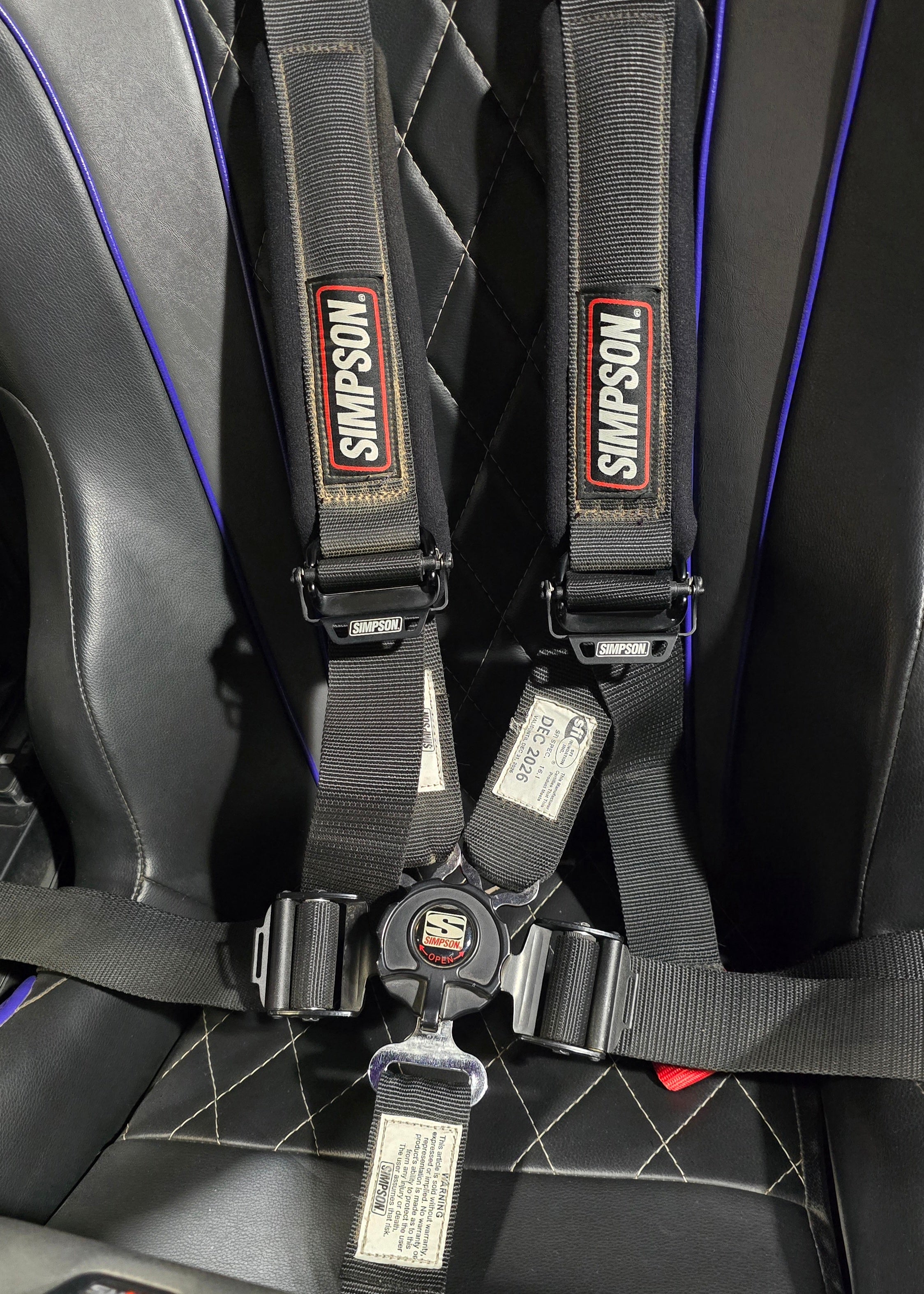 Simpson Racing 16.1 CAMFX 5-Point Camlock Harness with Pads